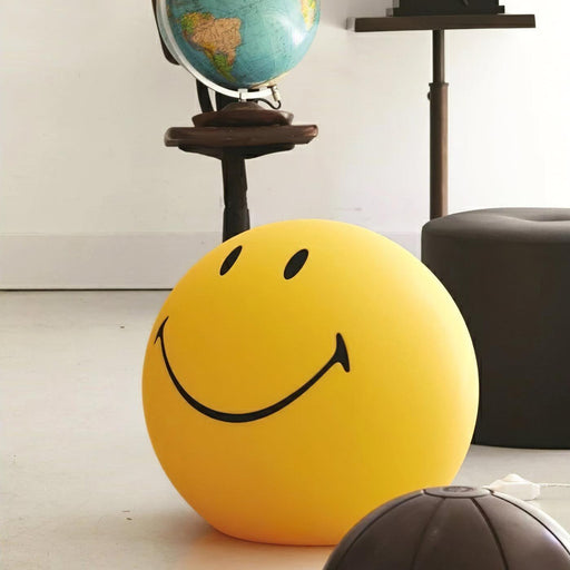 Smiling Table Lamp-DWHOME