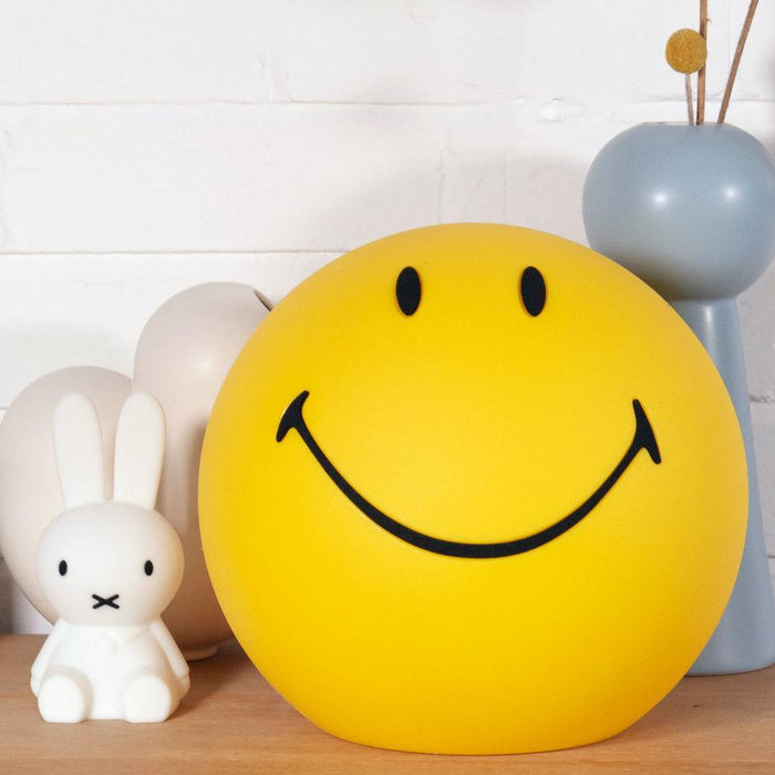 Smiling Table Lamp-DWHOME