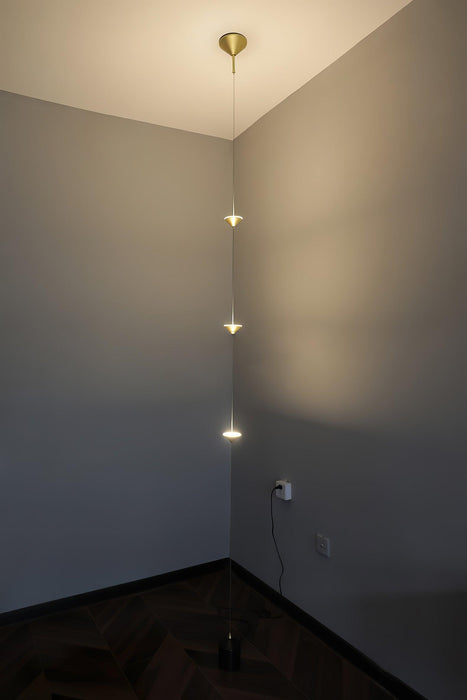 Soreluna Floor Lamp-DWHOME