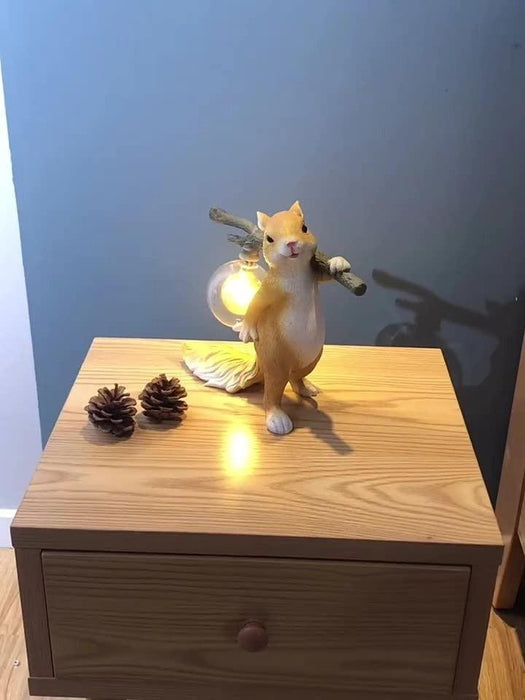 Lampe de table écureuil-DWHOME