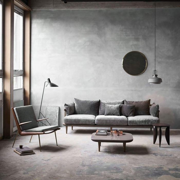 Svelte Noir Floor Lamp-DWHOME
