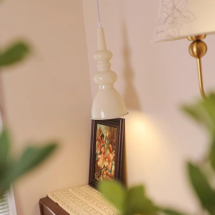 Svelte Noir Pendant Light-DWHOME