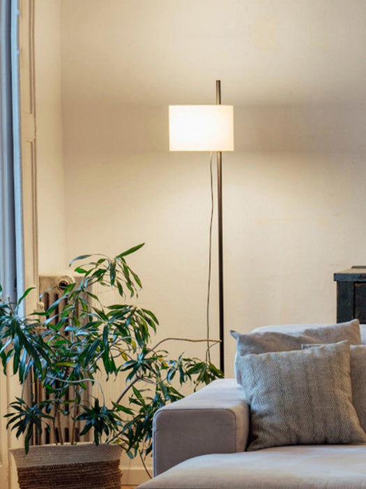 Svelte Silhouette Floor Lamp-DWHOME