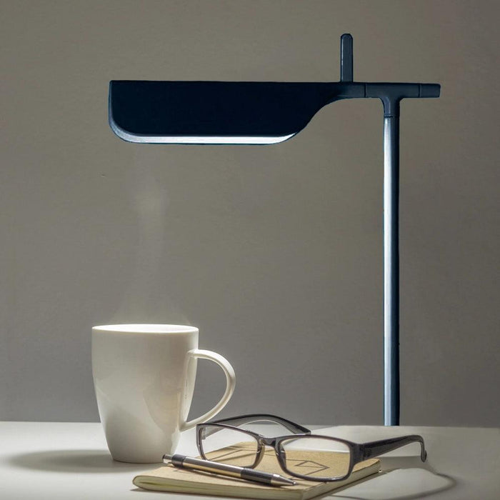 Pivot Ease Table Lamp-DWHOME
