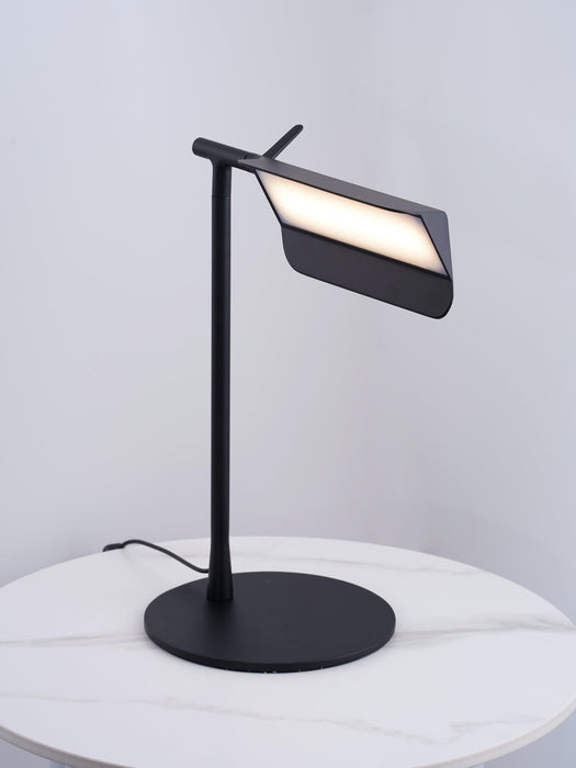 Pivot Ease Table Lamp-DWHOME