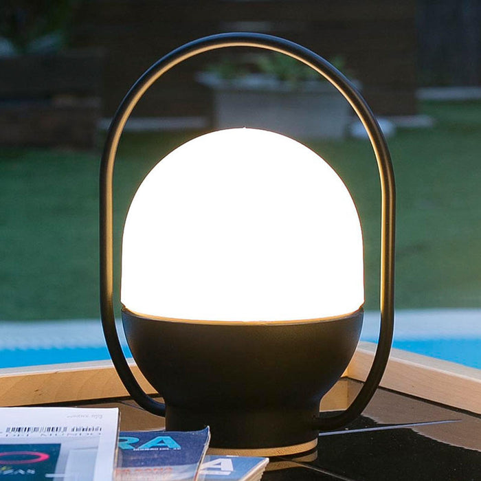 Lampe de table à emporter - DWHOME