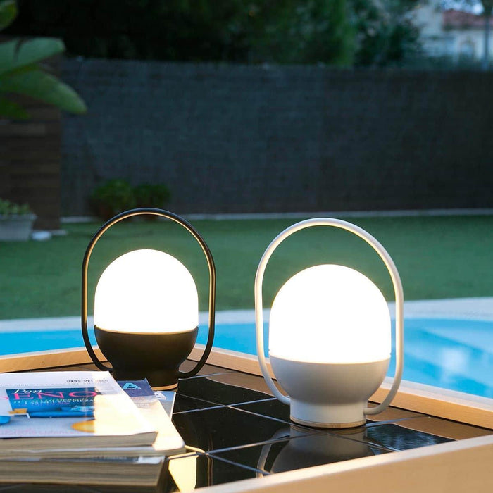 Lampe de table à emporter - DWHOME