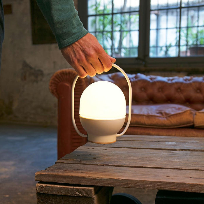 Lampe de table à emporter - DWHOME