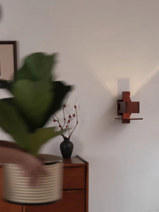 Taliesin Plug - in Wall Lamp - Vakkerlight