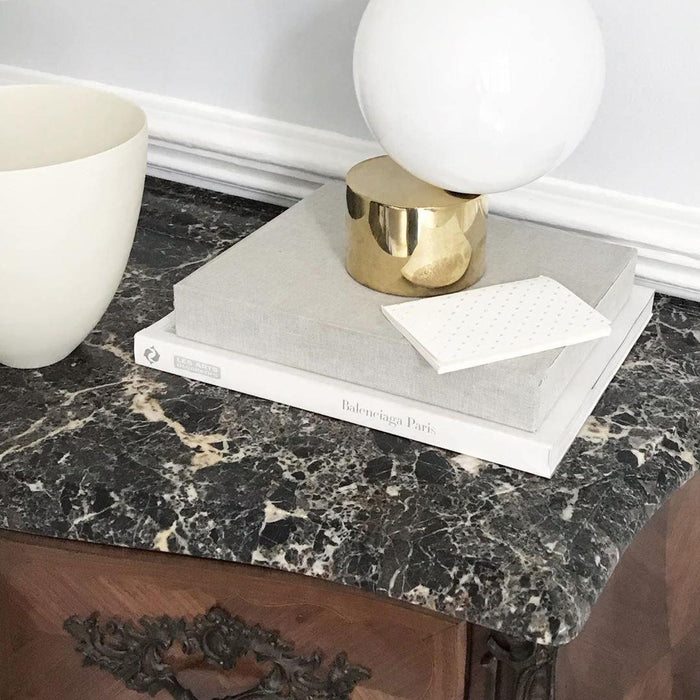 Tip of The Tongue Table Lamp - DWHOME