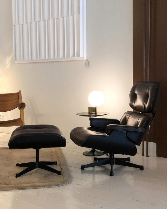 Tip of The Tongue Table Lamp - DWHOME