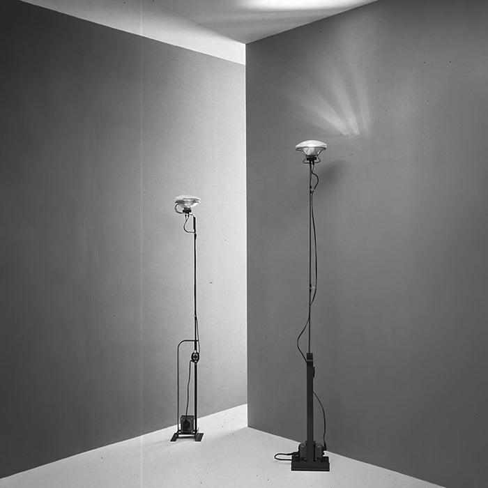 Toio Floor Lamp-DWHOME