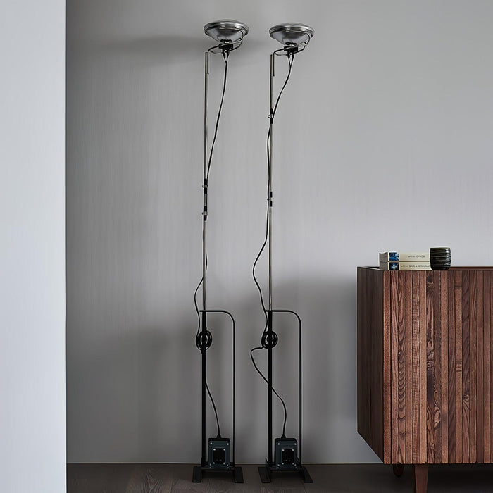 Toio Floor Lamp-DWHOME