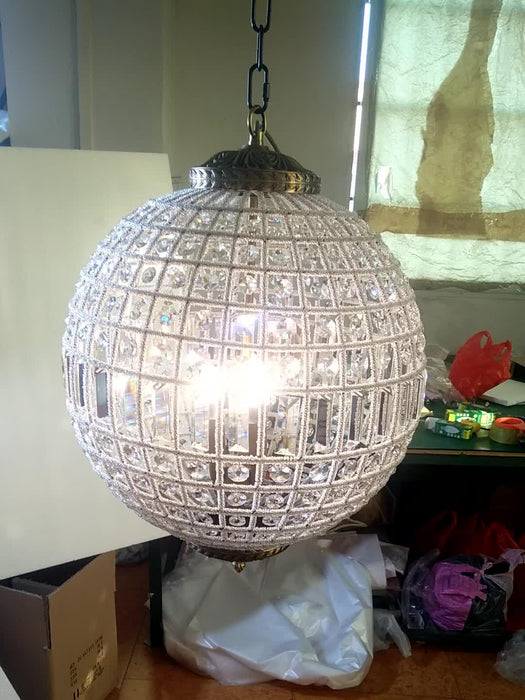 Traditional Gold Globe Chandelier - DWHOME