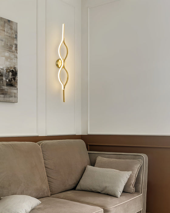 Twist Brass Wall Light - Vakkerlight