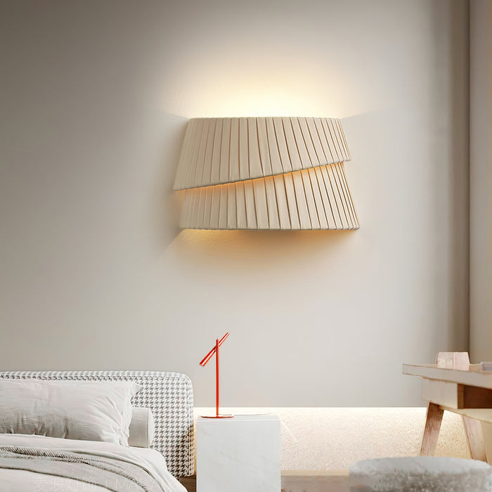Vela Twist Wall Lamp - Vakkerlight