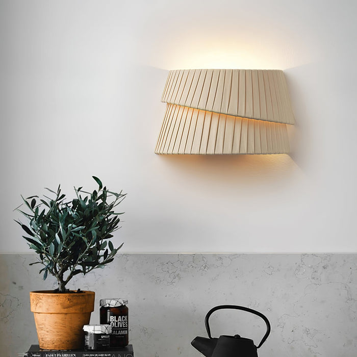 Vela Twist Wall Lamp - Vakkerlight