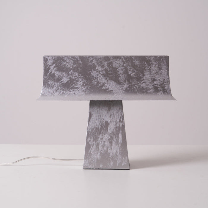 Veltan Table Lamp - Vakkerlight