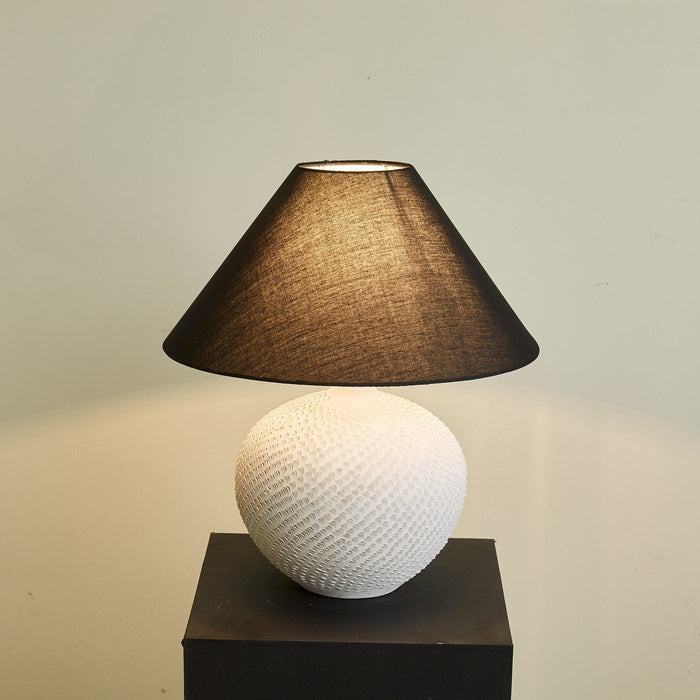 Velvra Table Lamp - Vakkerlight