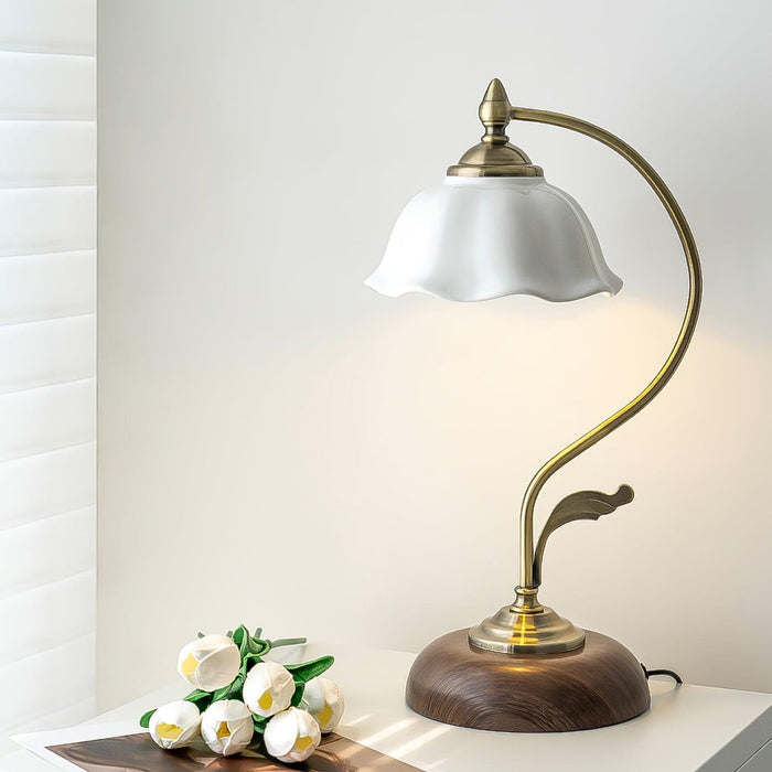 Vintage Laiton Table Lamp-DWHOME
