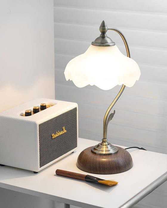 Vintage Laiton Table Lamp-DWHOME