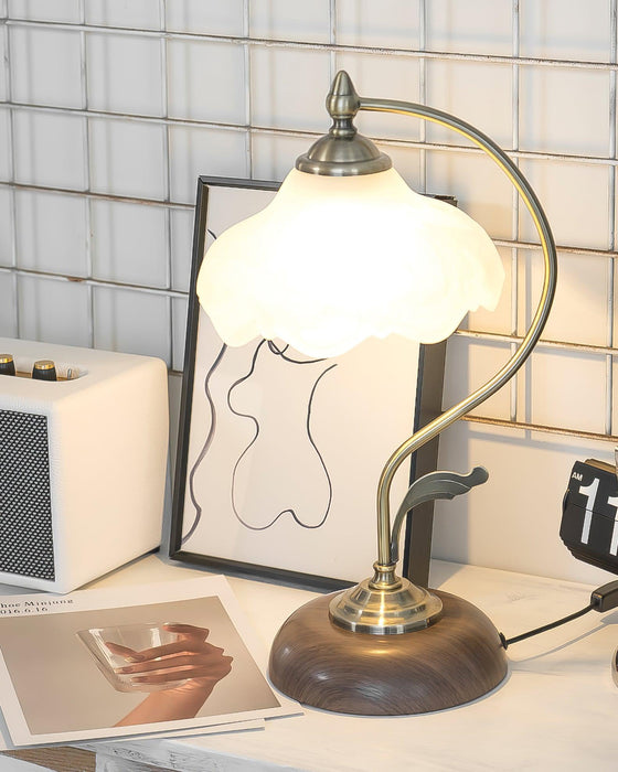 Vintage Laiton Table Lamp-DWHOME