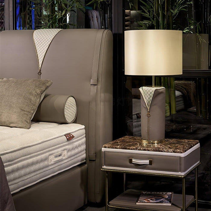 Lampe de table vintage en cuir - DWHOME