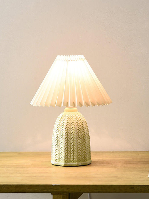 Vintage Pleated Table Lamp - DWHOME