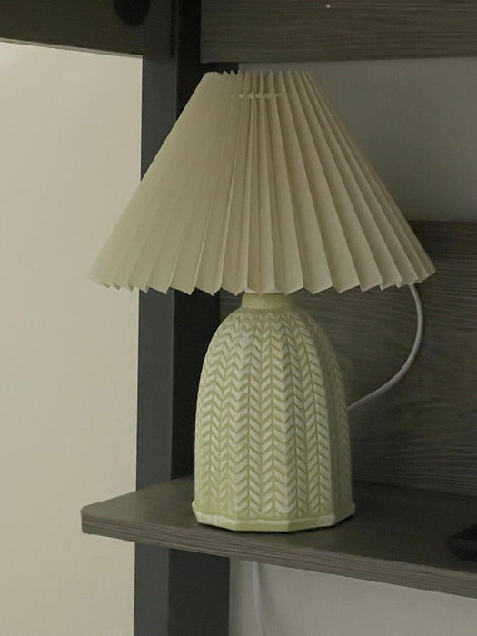 Vintage Pleated Table Lamp - DWHOME