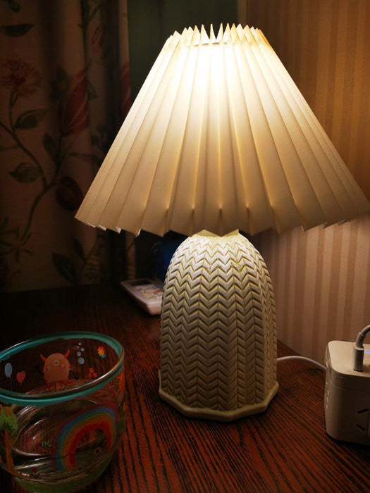 Vintage Pleated Table Lamp - DWHOME