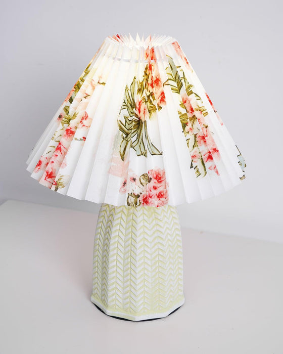 Vintage Pleated Table Lamp - DWHOME