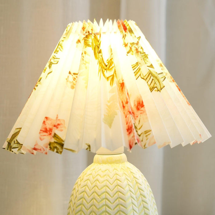 Vintage Pleated Table Lamp - DWHOME