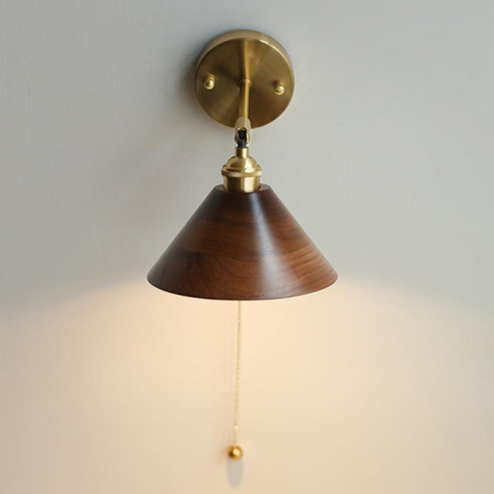 Vintage Wood Plug - in Wall Lamp - Vakkerlight
