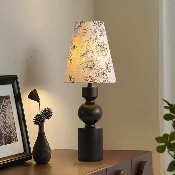 Wooden Flower Pattern Table Lamp - Vakkerlight