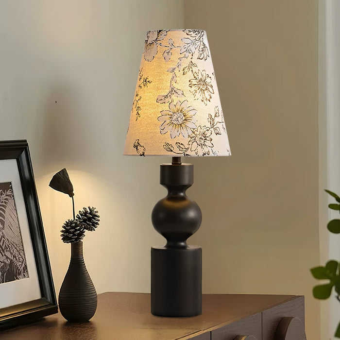 Wooden Flower Pattern Table Lamp - Vakkerlight