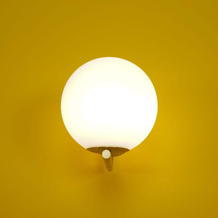 Blown Glass Opal Glass Wall Lamp-DWHOME