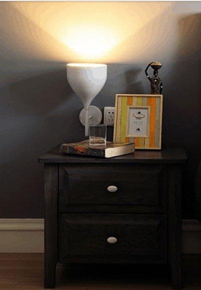 BODIL Single Tulip Wall Lamp - DWHOME