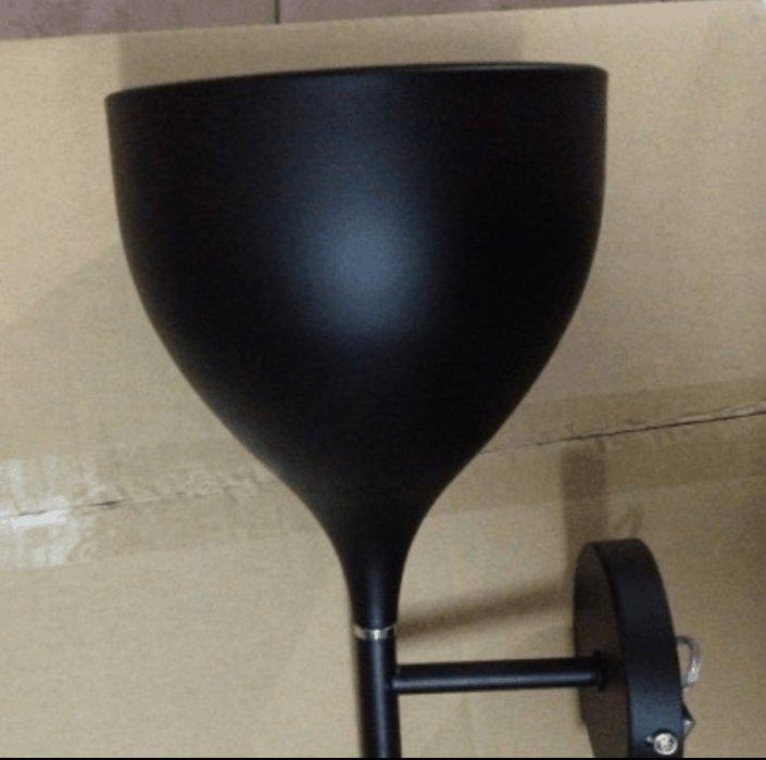 BODIL Single Tulip Wall Lamp - DWHOME