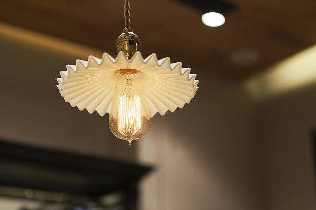Ceramic Fluted Shade Brass Fitting Pendant Light-DWHOME