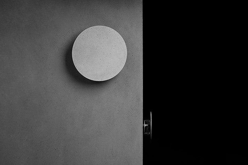 Cirrus Concrete Round Minimalist Wall Light-DWHOME