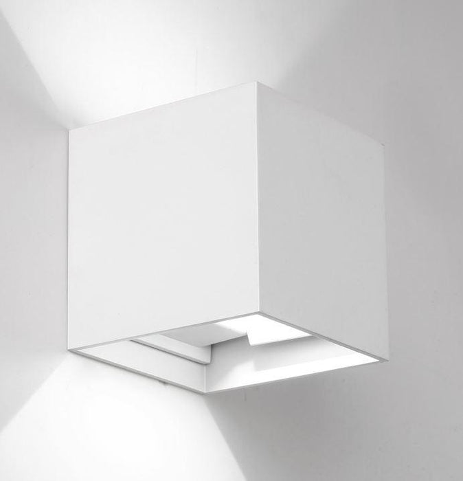 Cubanoe Square Cube Outdoor Wall Lamp - DWHOME
