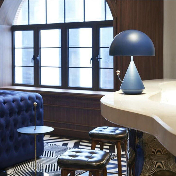 Dali Divina Desk Lamp-DWHOME