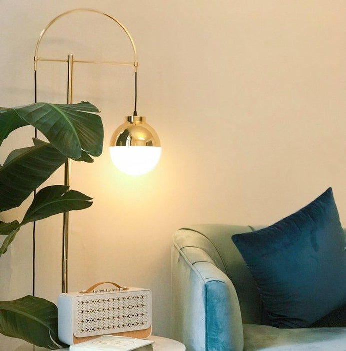 Erling Contemporary Streamlined Floor Lamp - DWHOME