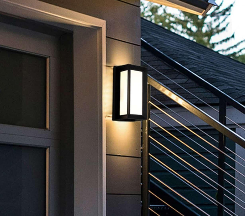 Genara Outdoor Wall Lamp - DWHOME