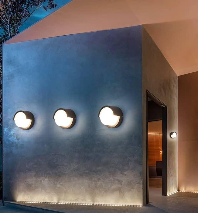 Genaru Outdoor Wall Lamp - DWHOME