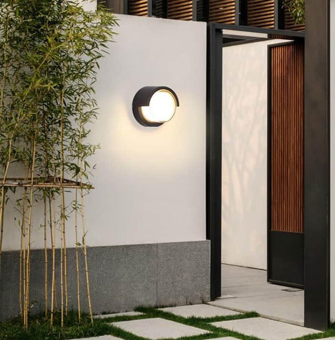 Genaru Outdoor Wall Lamp - DWHOME